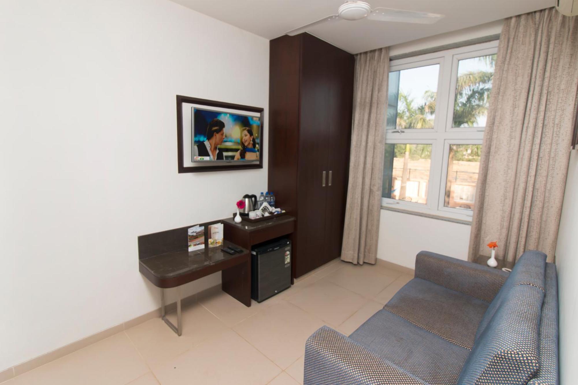 7 Apple Resort Lonavala Εξωτερικό φωτογραφία