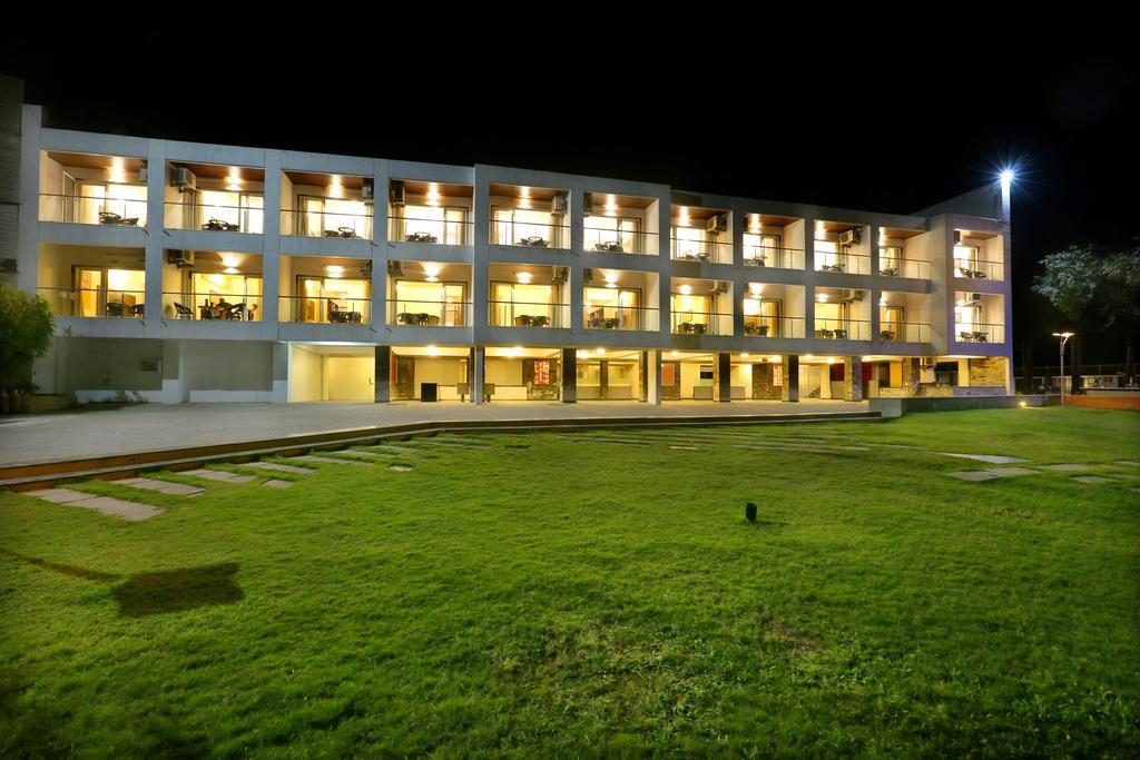 7 Apple Resort Lonavala Εξωτερικό φωτογραφία