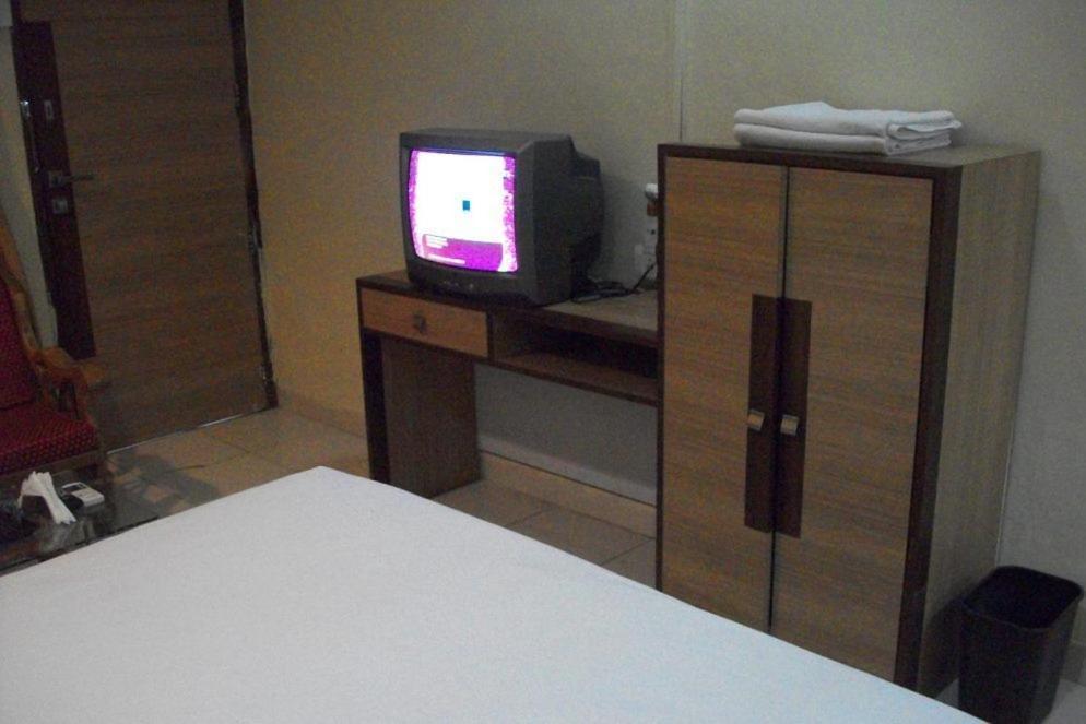 7 Apple Resort Lonavala Εξωτερικό φωτογραφία