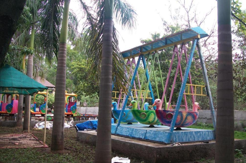 7 Apple Resort Lonavala Εξωτερικό φωτογραφία