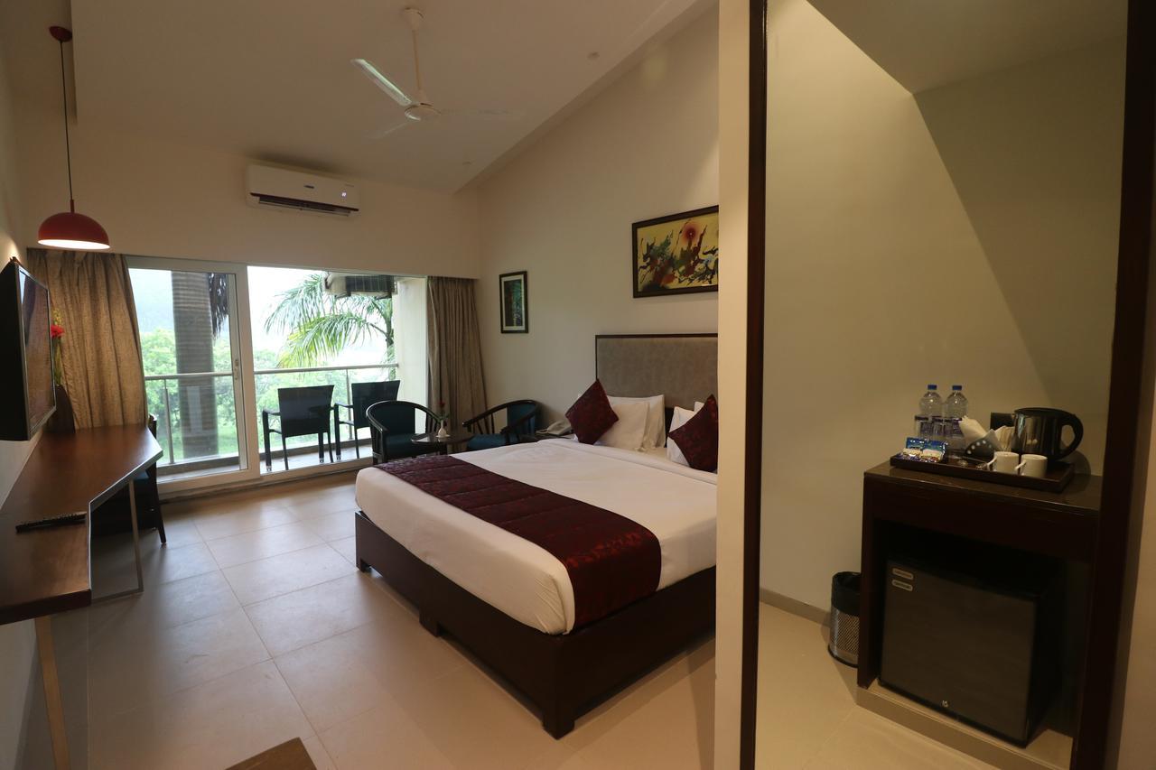7 Apple Resort Lonavala Εξωτερικό φωτογραφία