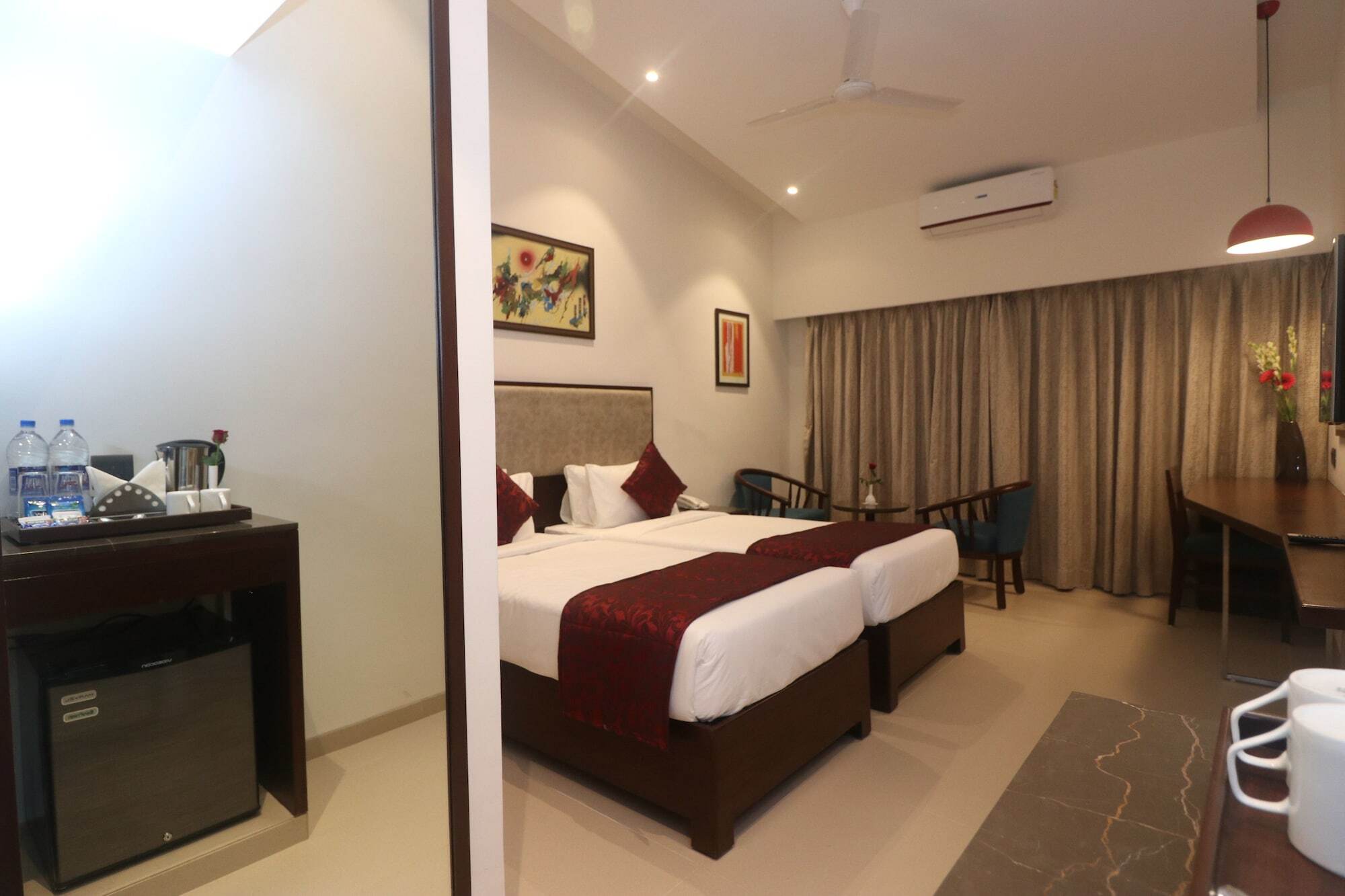 7 Apple Resort Lonavala Εξωτερικό φωτογραφία